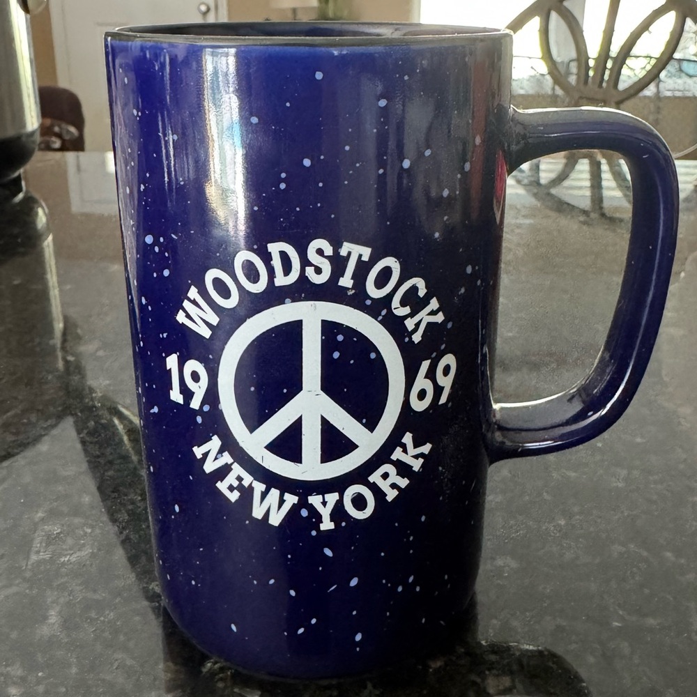 Blue Woodstock New York Mug